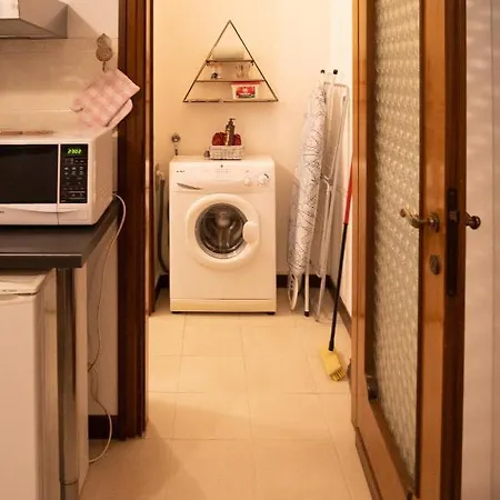 Апартаменты Chambers Short - Via Gezio Calini - 2 Studio Flats