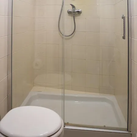 Апартаменты Chambers Short - Via Gezio Calini - 2 Studio Flats Брешия