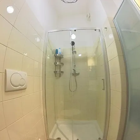 Апартаменты Chambers Short - Via Gezio Calini - 2 Studio Flats Брешия